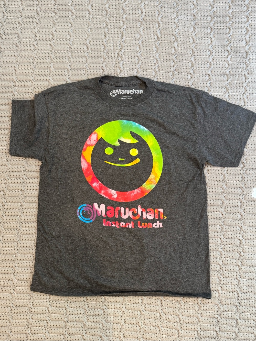 Kids' Short-Sleeve Tee in Dark Gray with Rainbow Logo maruchan.